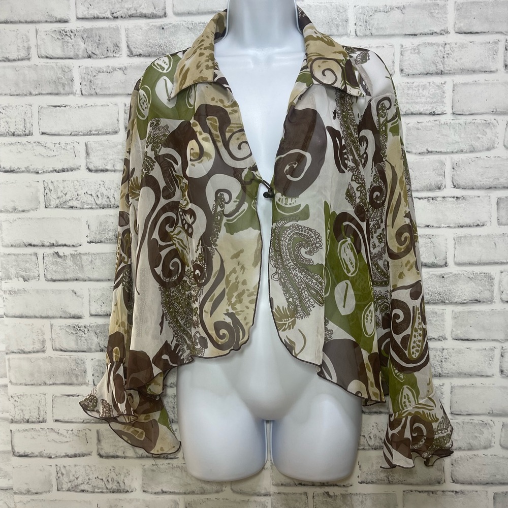 Nicola Woman Sheer Floral Barrel Button Bell Sleeves Bolero 3X